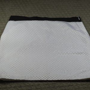 Worthington White Textured Skirt with Black Waistband